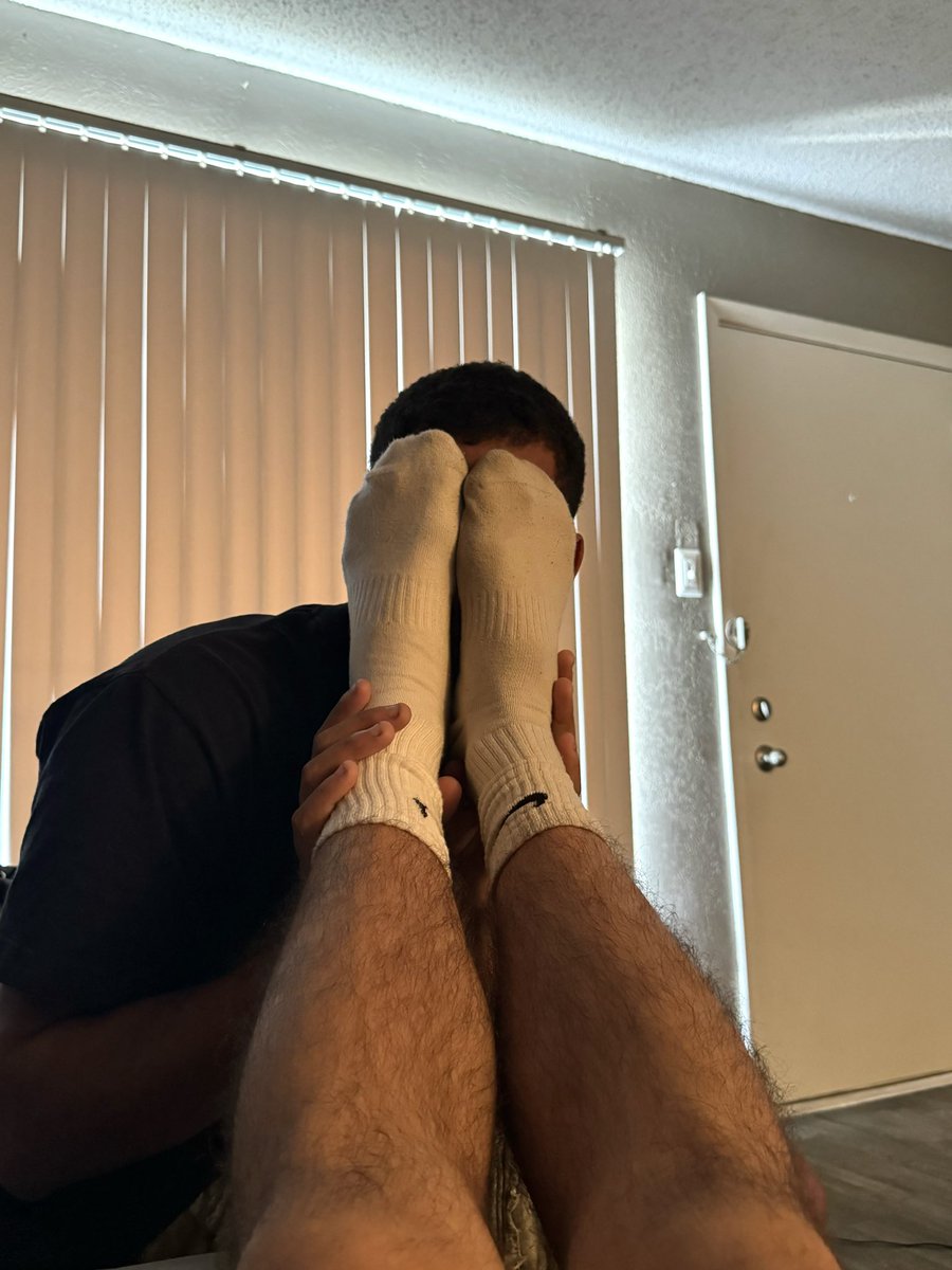 FindomFrank1's tweet photo. My Nike socks. Your addiction. https://t.co/MdK3ORwnAE