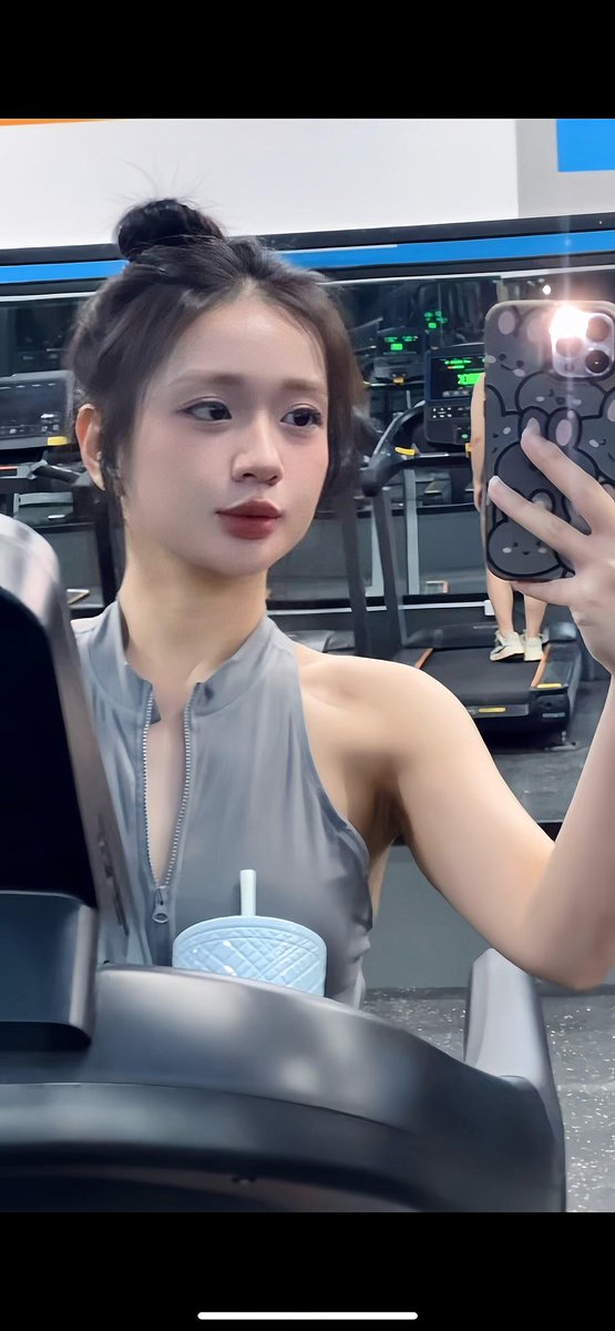 kallierilo29942's tweet photo. 一碗热腾腾的面，果​然美食最能治愈人心。 https://t.co/qwu1sdUWyt