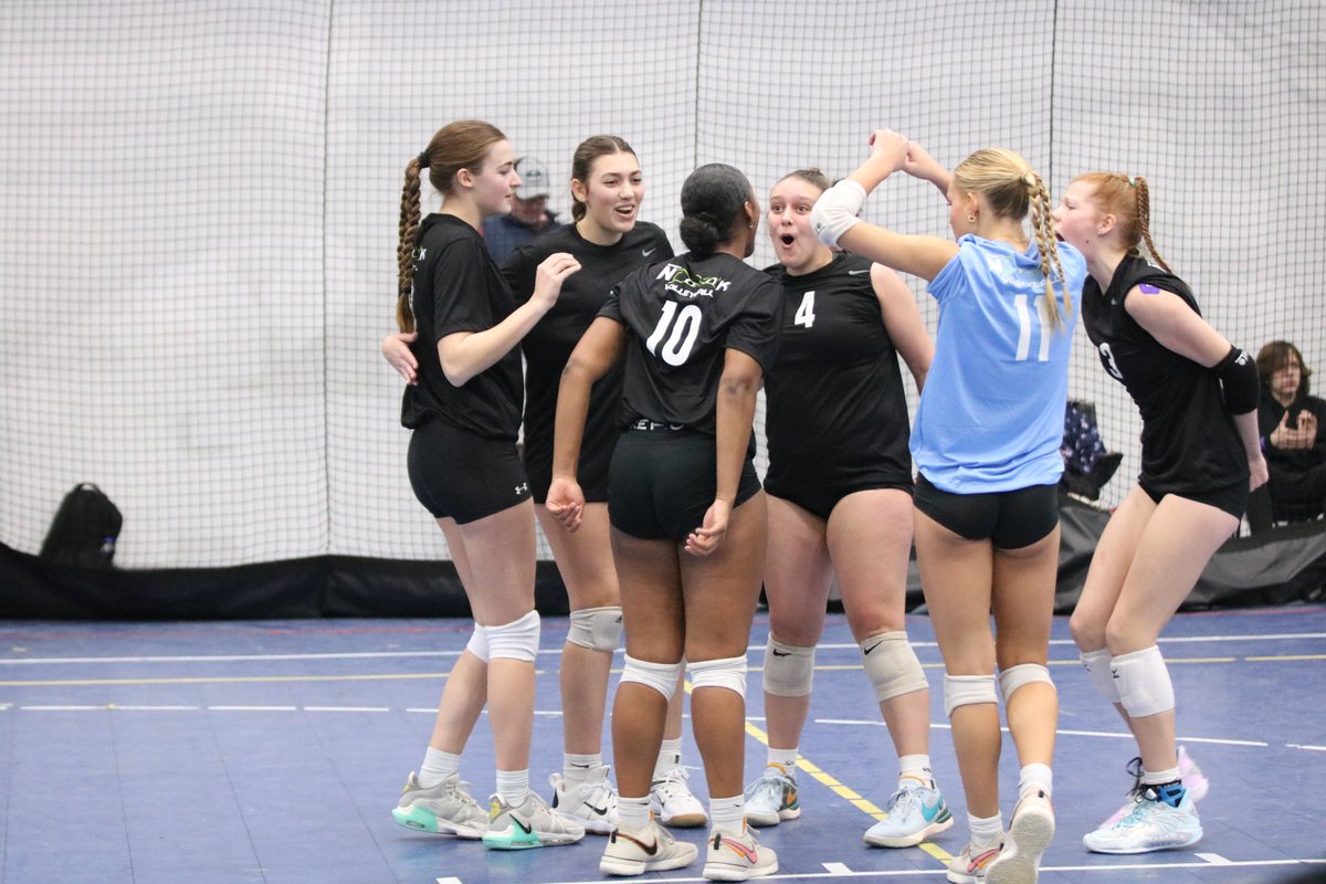 nooksports's tweet photo. What sport are you missing this off-season? 🏀🏐 https://t.co/hhMgTkUiHd