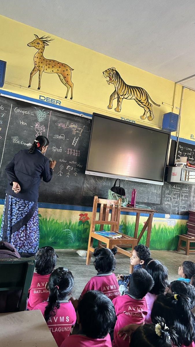 avm_school95's tweet photo. 🌟📚 Active Learning in UKG! 📚🌟
Our UKG little learners are actively engaged in the classroom, learning with enthusiasm, curiosity, and joyful participation. 👧👦✨
#UKG #ActiveLearning #LittleLearners #AVMHSS #Batlagundu #EarlyLearning #JoyfulLearning #LearningThroughPlay https://t.co/bRWxW9R82U