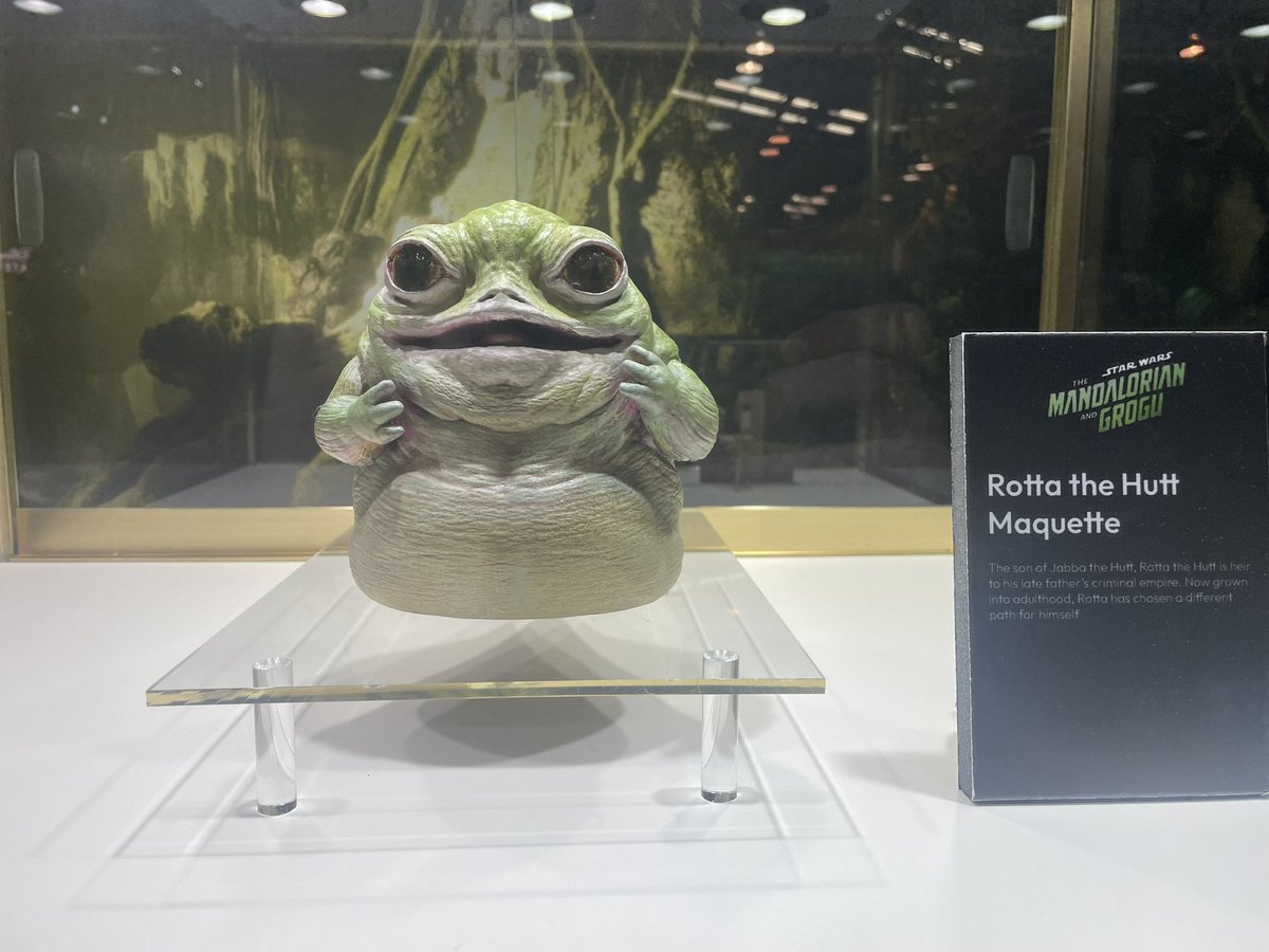 sw_holocron's tweet photo. A baby Rotta the Hutt maquette at #D23 https://t.co/oir9NNsFvh