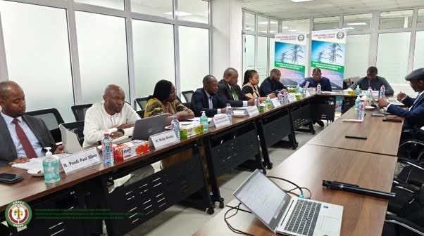 ERERA_ARREC's tweet photo. ERERA welcomed a high-level joint delegation from the Republic of Cameroon on 6 April 2026 for a study visit aimed at strengthening cooperation and enhancing knowledge exchange on the governance and operation of the regional electricity market.
#ERERA #ECOWAS https://t.co/1Ojky926xz