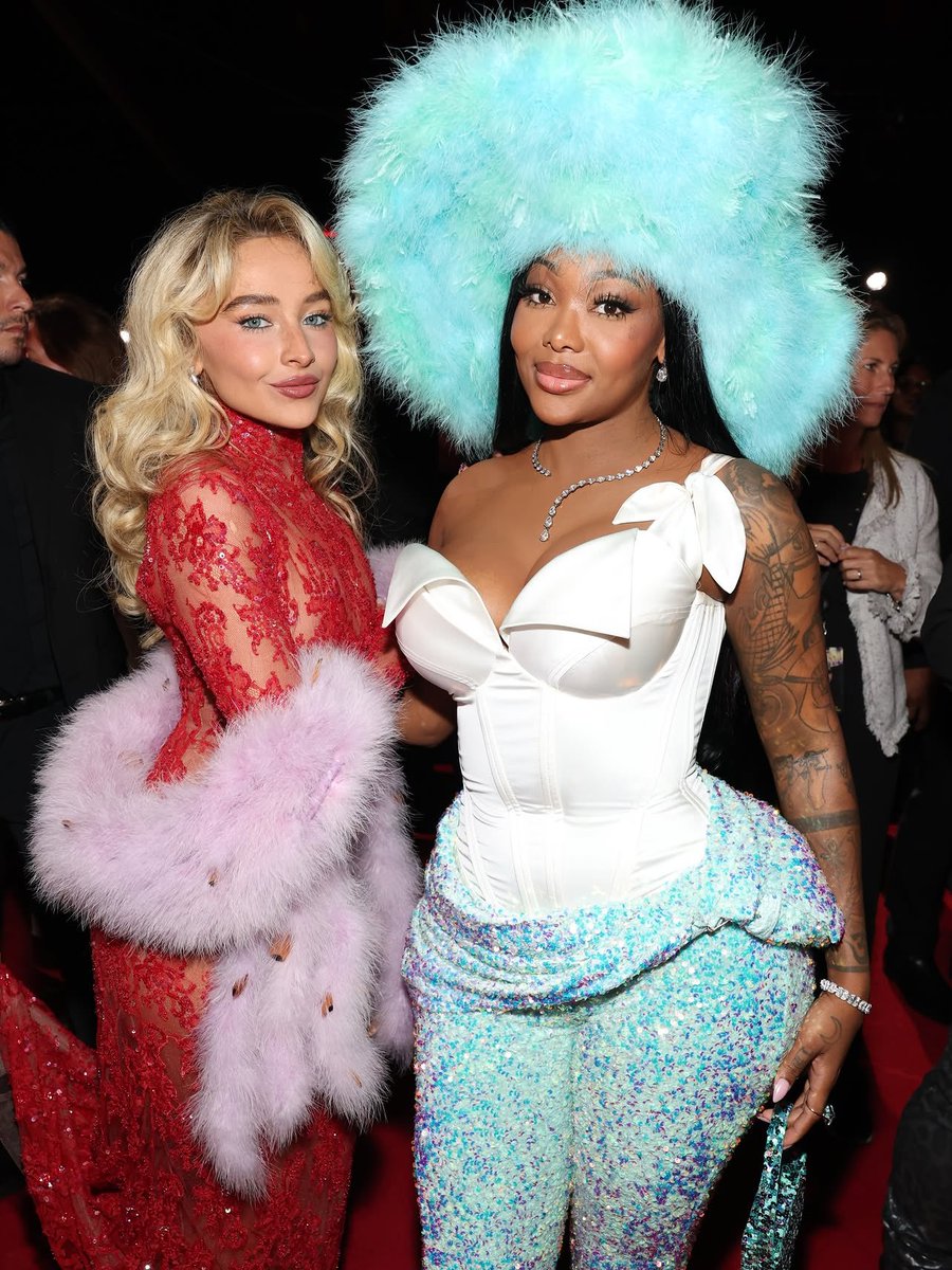 frankoceanhive tweet picture