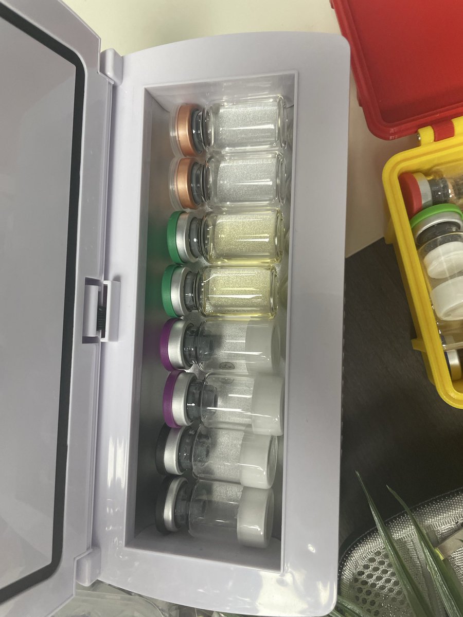 lunavi8k's tweet photo. “Everyone wants the results of peptides, but nobody wants to talk about the risks. Are we chasing better bodies—or just getting better at ignoring the consequences?”

#Peptides #Fitness #Biohacking https://t.co/DJlGHdaNVN