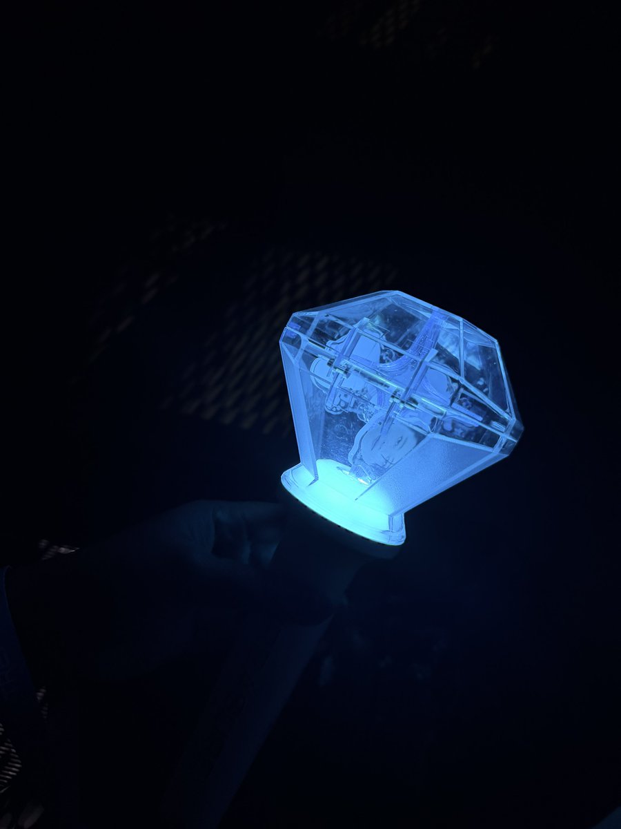 irohasuyou's tweet photo. 우리 트레저 화잇팅💙💙 @treasuremembers ✨ https://t.co/rh546LO9oL