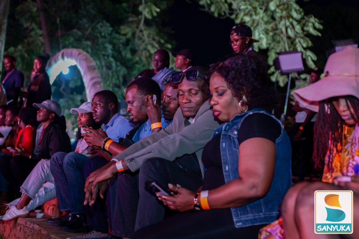 sanyukatv's tweet photo. For many, tonight there’s only one destination, Ndere Cultural Centre for the #VeryWeeloConcert.
#SanyukaUpdates https://t.co/NplOTgJV4i
