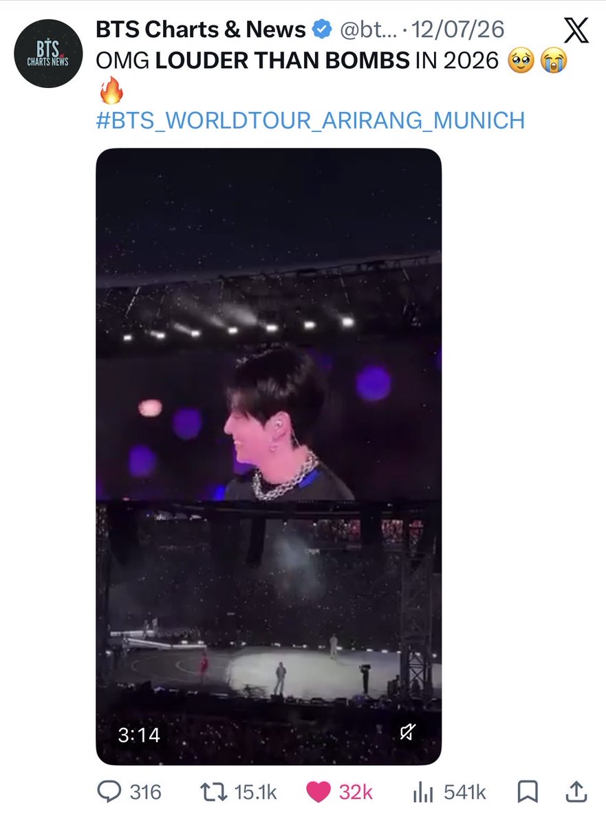 _soulskookv's tweet photo. Amigas podemos hablar de que Boy in luv en México tuvo más impacto que Louder than Bombs que fue presenta por primera vez y que era una de las canciones más aclamadas en el fandom😧 https://t.co/a7UTMlbOyj