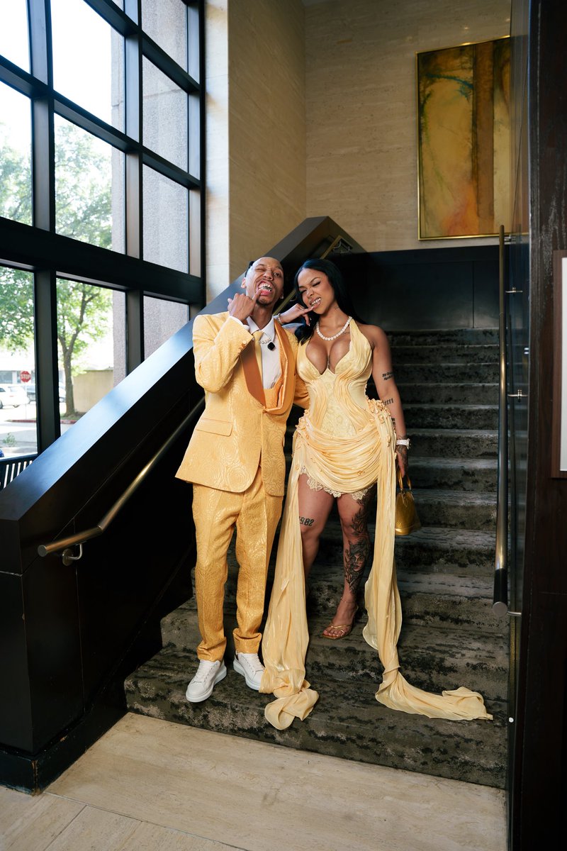 LightskinMonte_'s tweet photo. STREAMER PROM ’26, we stepped thru 🥂💛 https://t.co/AQy2Gffrjn