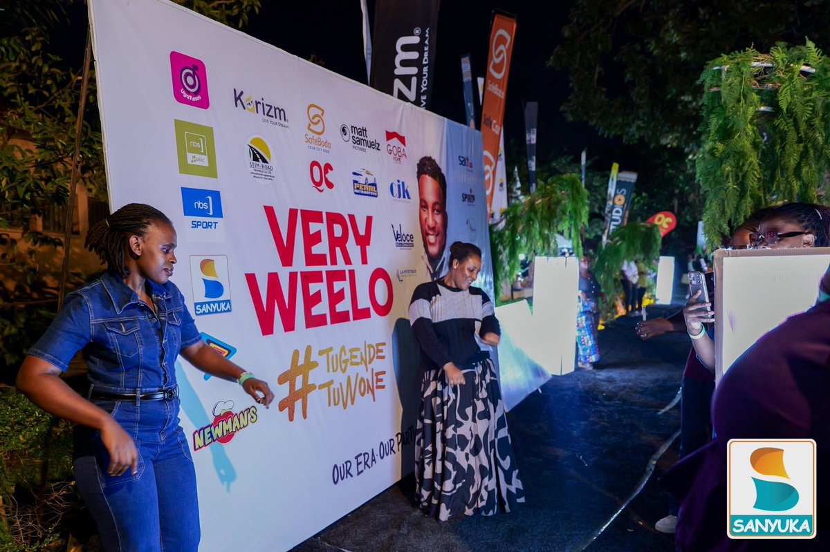 sanyukatv's tweet photo. Every arrival adds to the atmosphere. The venue is slowly transforming into a sea of music lovers ahead of Damasco’s performance.
#VeryWeeloConcert #SanyukaUpdates https://t.co/KRqCfieagV