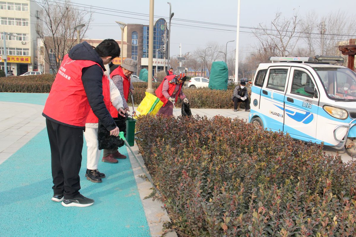 xinavan's tweet photo. Join our neighborhood park cleanup this Saturday (9AM-12PM)! Bring gloves u0026 snacks, all ages welcome. Let’s make our green space shine together https://t.co/QacqEgbj3i