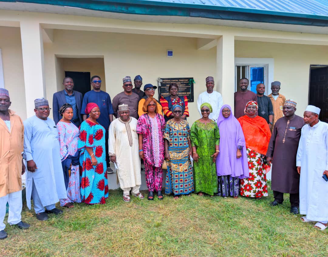 FCTACReSAL's tweet photo. FCT ACReSAL Hands Over Modern Greenhouse to COE Zuba to Boost Climate-Smart Agriculture. https://t.co/BBz64mGT8w