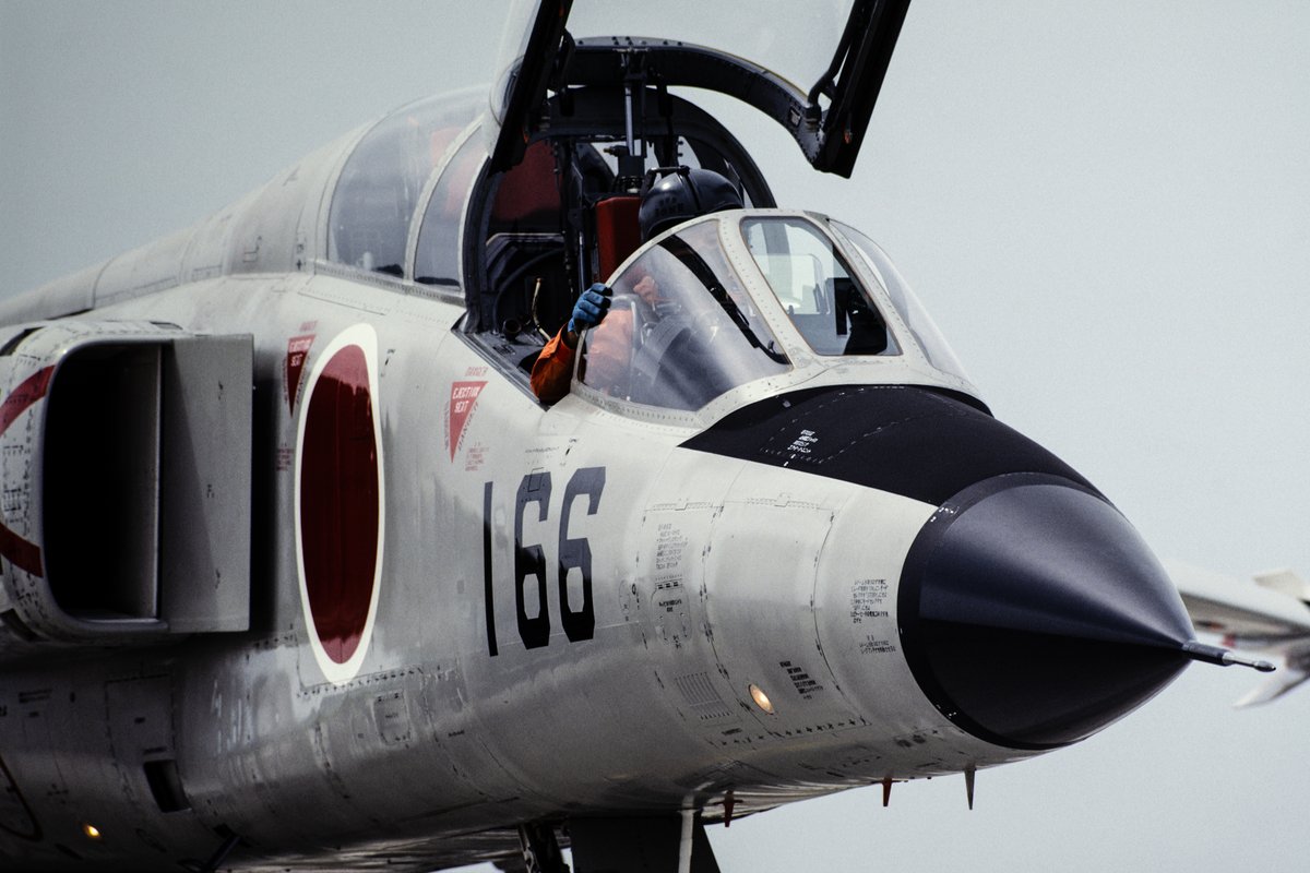 ArgusGOLD's tweet photo. 1992/08/23
松島基地航空祭
Nikon F3T + AI Nikkor ED 500mm F4P(IF)

166号機！

#お盆だから退役した航空機貼る
#松島基地 https://t.co/yefYeTV2sn