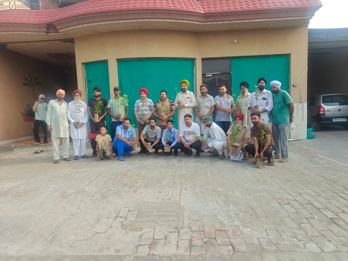 pinkyin34681736's tweet photo. Celebrating life by giving life! 🌱 Join the Mega Tree Plantation Drive dedicated to the birthday of Saint Gurmeet Ram Rahim Singh Ji
Mega Tree Plantation Drive. Let’s make our country green, clean, and beautiful. 🌳🕊️
#BirthdayCelebration #GreenIndia #PlantAT https://t.co/JGu1otSM2i