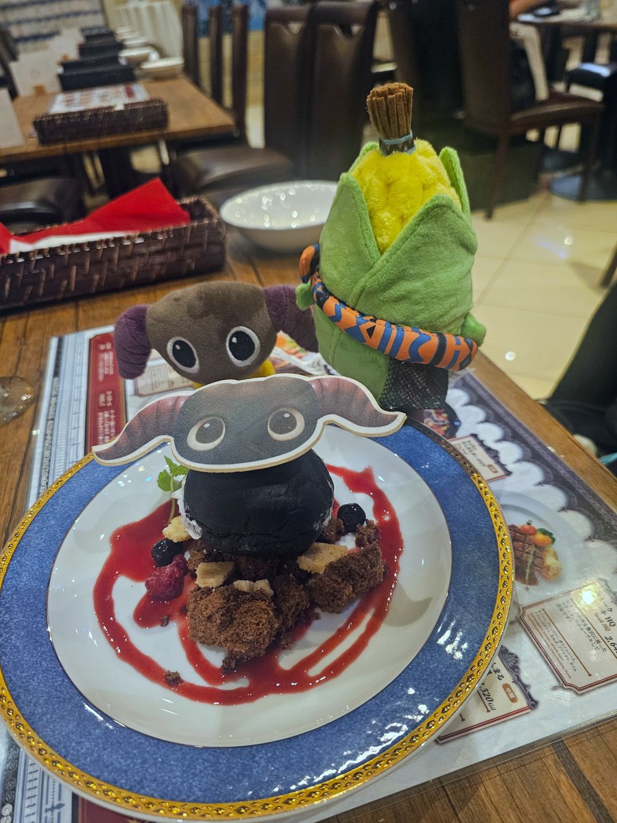yujira495's tweet photo. エオカフェ横浜に行ってきました🥹
沢山食べてお腹いっぱい～ https://t.co/5InJ6NgVv2