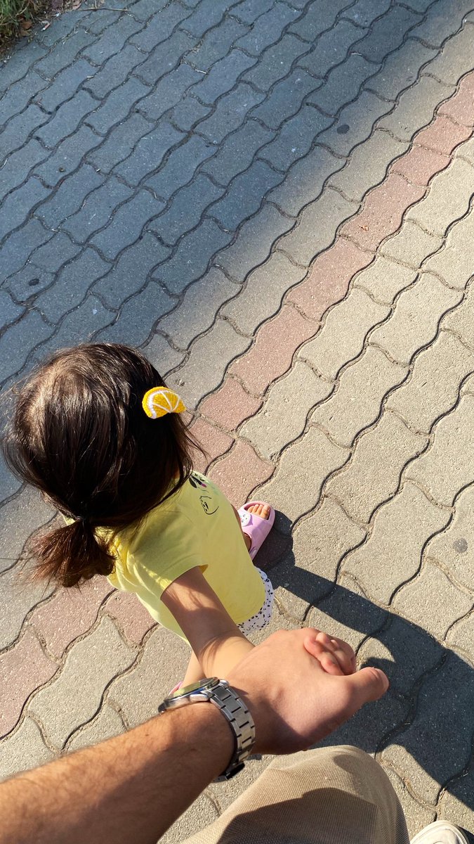 Mfrkanaydnn's tweet photo. dayıcık kuzucuk camiye gidiyoruz https://t.co/AnAhV08IMB