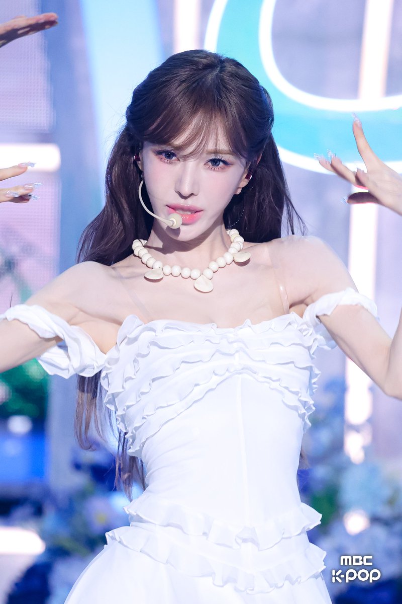 WENDYTHAILAND's tweet photo. 260808 Red Velvet 'Surfin' Boy' Comeback Stage @ MBC Show! Music Core [Photos]

🩵🪽✨️

#WENDY #웬디 @WENDY_offcl https://t.co/Z492FtNPkM