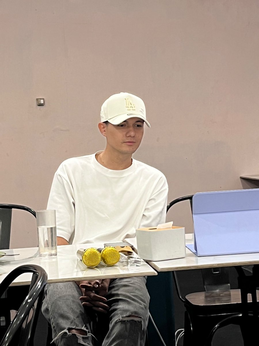 pramithanzani's tweet photo. SUMPIL GWEH MAKIN NAKSIR BERAAATT😭🫠 https://t.co/a4ZDEMKjGN