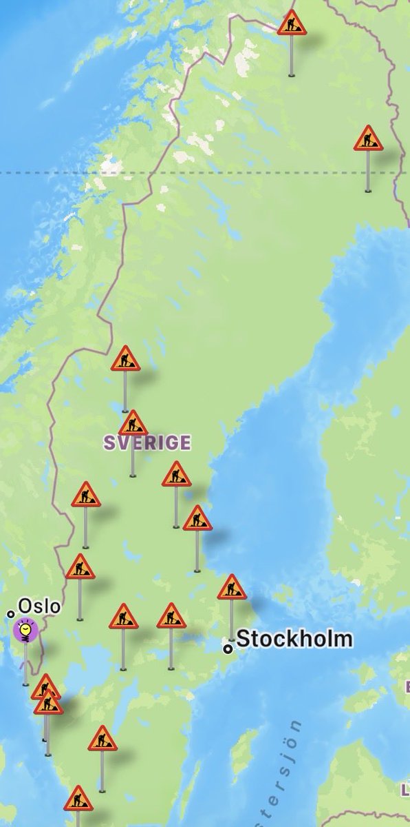m8nimal's tweet photo. This is Sweden 🇸🇪 one day after the IF Maffia strike on @Tesla was announced withdrawn.

These are superchargers currently being connected. 

Sweden is finally FREE again https://t.co/JOCeIBDrt3