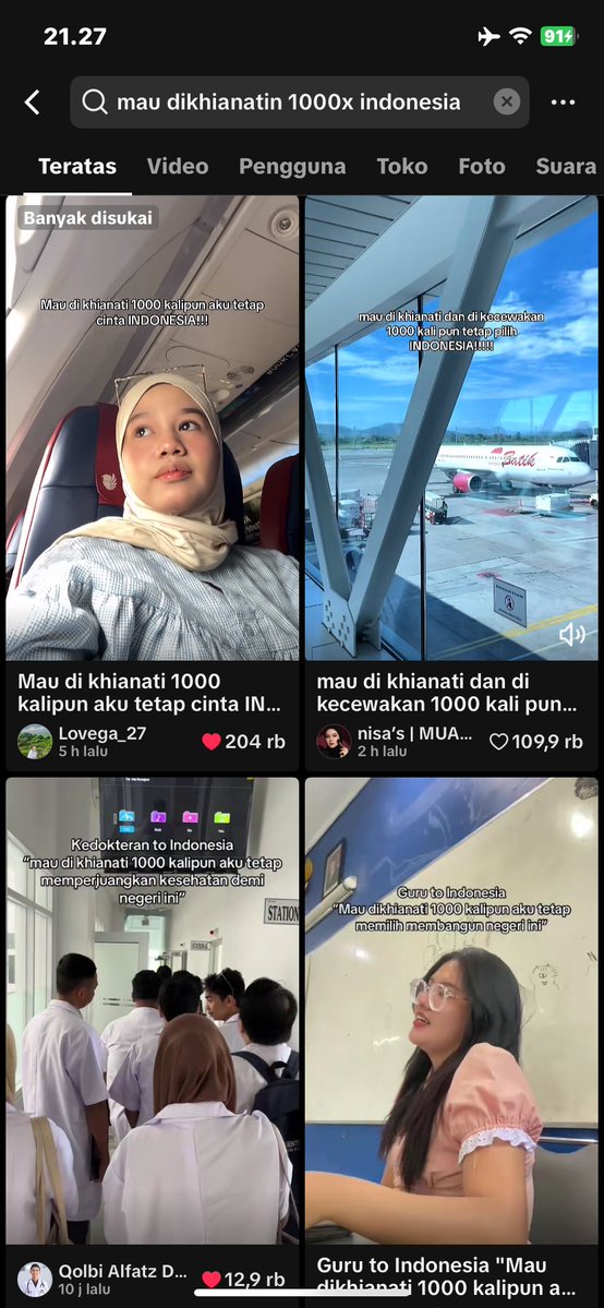 bbarbieie's tweet photo. kalian tau trend di tt yg isinya “mau di khianati 1000x pun aku tetap cinta indonesia” gaa? 

menurutku ini trend TERSEDIH ttg negara ini, karena jd bukti sebanyak itu looh masyarakat yg tetap cinta negara ini  walaupun berpuluh puluh kali di dzolimi pemerintah.

i mean just look at this country, the foods, the nature, the honest people, the smiles, the warmth, etc. we have so much to be grateful for, we HAVE SOOOO MUCH POTENTIALS.. 

i said to my friends “indonesia bakal bubar” but deep down ill always hoping n praying for this country 😔 what if we had better governance.. what if we could protect everything that we have.. what if education and health were prioritized for the people by our government..

i hope Indonesia will be better, better for everyone…