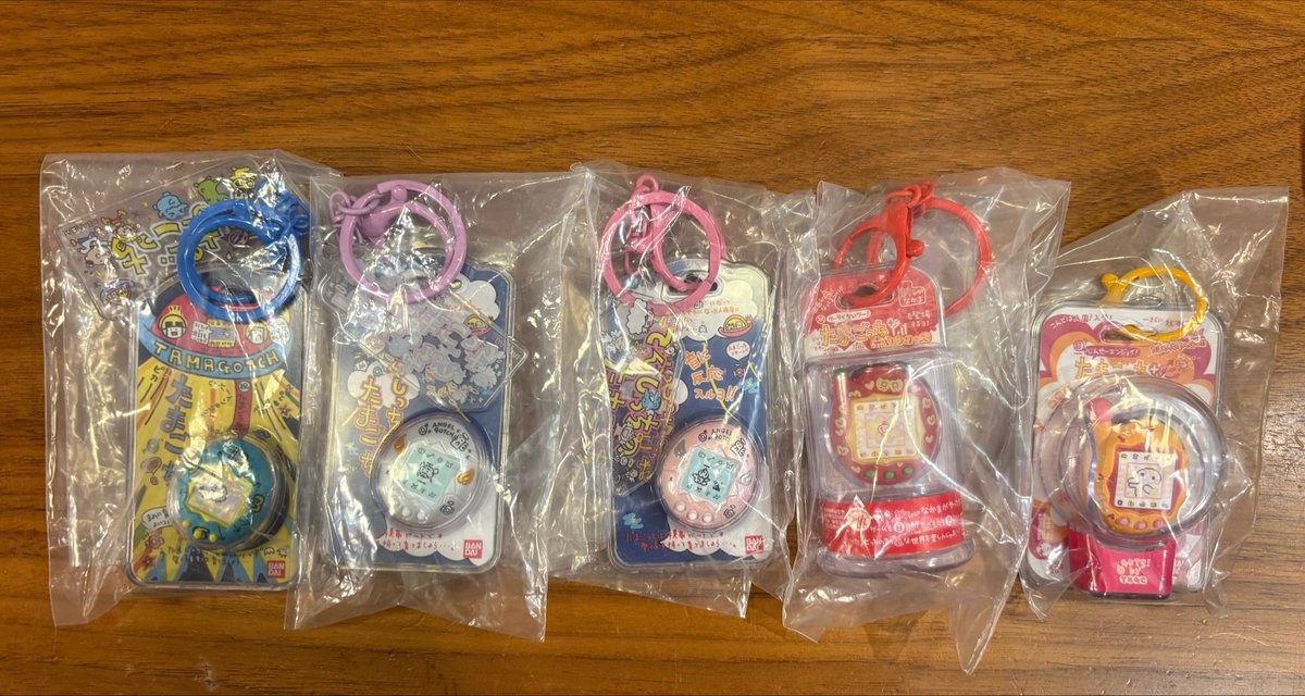 kiseki000000's tweet photo. 【交換】
たまごっち カスタムキーリング2

求)たまパラ各1>>メロンソーダ、新種発見‼︎、てんしっちパールブルー

譲)第一弾(画像)

たまパラ3つまとめて優先
郵送希望📮
検索からもお気軽にお声掛けください🍀 https://t.co/dnoBrqUixI
