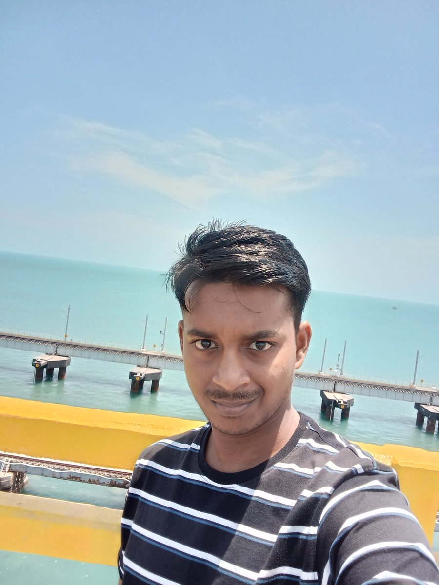 arjunrane10's tweet photo. 13th August 2026 I visit this amazing 📍 Pamban Bridge 🌉 and just saw this beautiful ❤️ sea 🌊 really this place has been my favourite and I just loved it 🫶 https://t.co/Yq0K2RBqNY