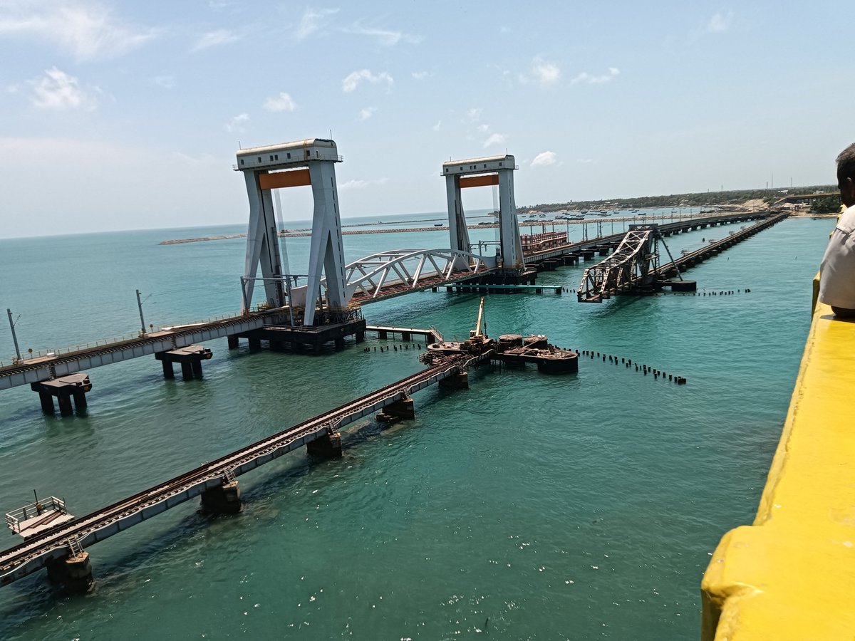 arjunrane10's tweet photo. 13th August 2026 I visit this amazing 📍 Pamban Bridge 🌉 and just saw this beautiful ❤️ sea 🌊 really this place has been my favourite and I just loved it 🫶 https://t.co/Yq0K2RBqNY