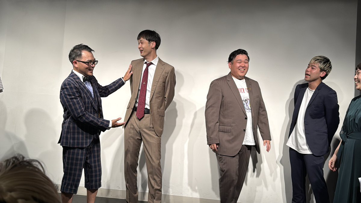 ntrt_c_k's tweet photo. ツイプラ芸人お笑いライブ！中MCでぶそんさんといずみさんのプロレス始まって楽しかった笑🤼ハイプライドがどんどんヒール化している…😂
エンディングの結果発表〜❗️のくだり面白すぎたしつーさんの前説が手慣れすぎててめっちゃ笑いました。流石です。 https://t.co/wufC8Ynkrf