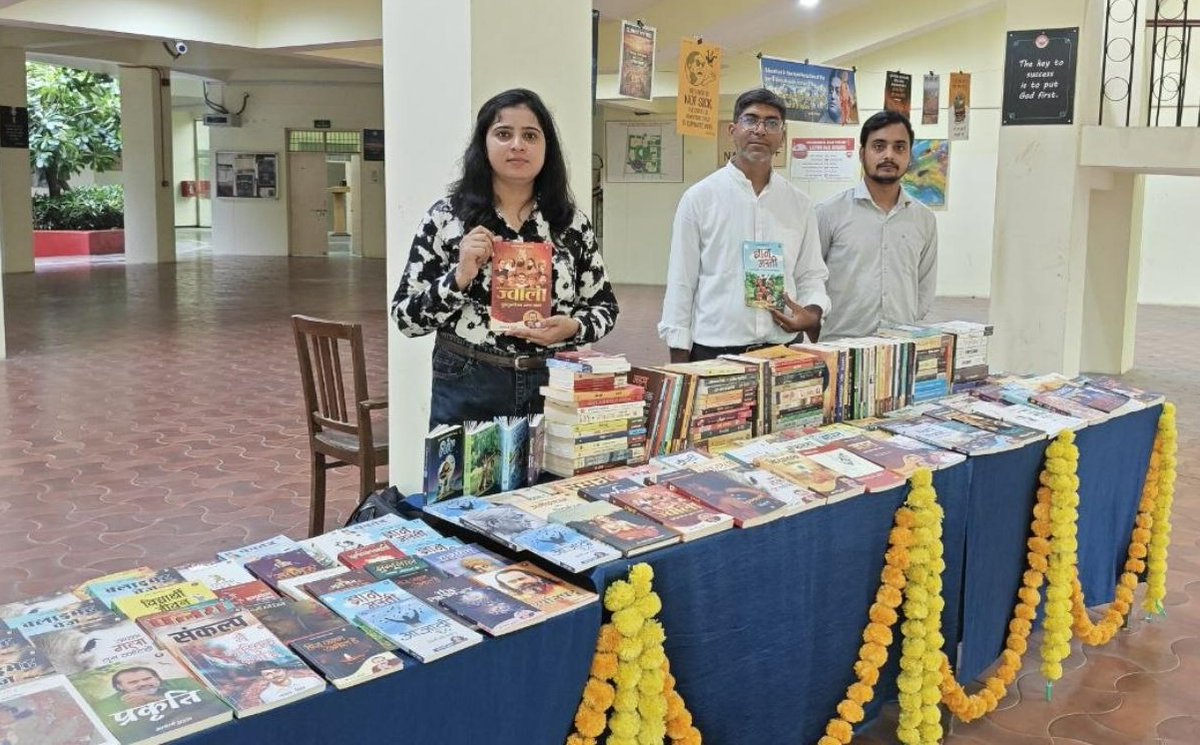shridarshan4904's tweet photo. Real change begins within. Let meaningful books help people begin that journey.

#WisdomWarriors
#AcharyaPrashant https://t.co/oJYWH2dqZb