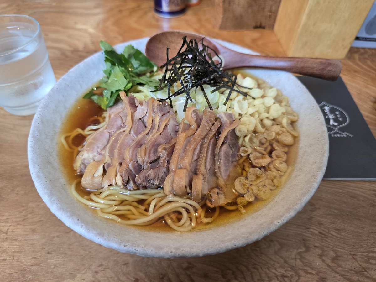 modernium's tweet photo. 山形着いてすぐざぶんに行き冷たい鳥中華。
夏に最適なスッキリとした味わいでいくらでもすすっていられます。
建築もそこそこ巡れたので後ほど。 https://t.co/Sq02u4EsG4