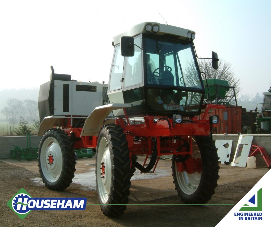 HousehamSprayer's tweet photo. 🚜 Out of the archives — 30 years ago!

Househam began manufacturing tractors for Japanese company Kuroda, producing 76 Kuroda machines in total.

Pictured is another variety of the Super Imp — the Kuroda Super Saki. 🇬🇧🇯🇵

#Househam #Kuroda #SuperImp #TractorHistory https://t.co/L6ZQ4dAXPV