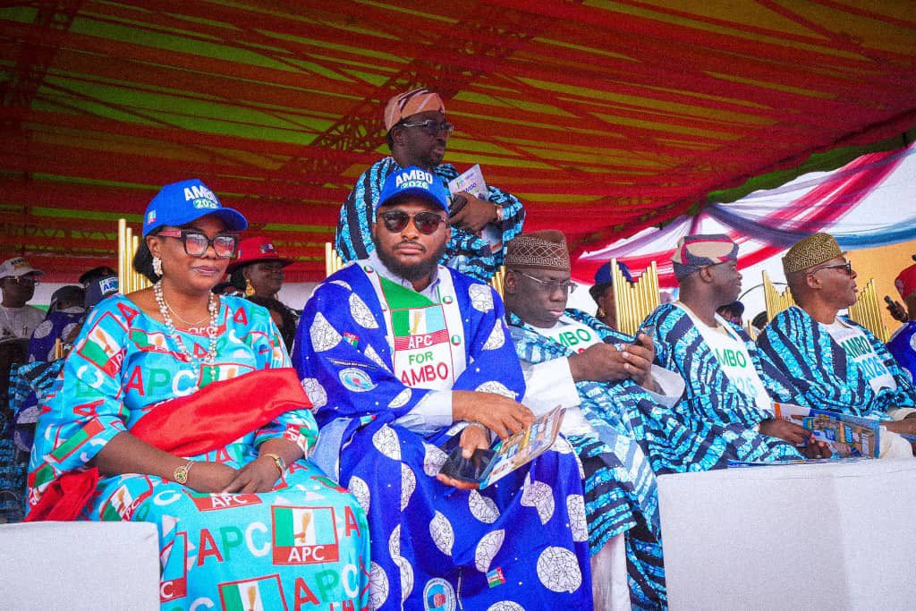 Sohiare's tweet photo. Over the last few months, we have traversed the length and breadth of Osun State, taking the message of our great party, the All Progressives Congress (APC) @OfficialAPCNg , and our candidate, Asiwaju Munirudeen Bola Oyebamiji (AMBO) @OyebamijiBola , directly to the people.

It has been a campaign of hard work, conviction, engagement and hope.

We have visited the nooks and crannies of the state; listened and spoken to party stakeholders, traditional rulers, religious leaders, artisans and professional groups, community leaders, canvassers, women and youth groups, and countless ordinary citizens who desire a better future for Osun.

Then came the intervention of the game changer, Hon. James Abiodun Faleke (JAF) @honfaleke , under the directive and leadership of our President, Asiwaju Bola Ahmed Tinubu, GCFR @officialABAT . His energy, experience and strategic grassroots engagements over these final two weeks have given renewed momentum to our collective efforts and helped bend the arc of this campaign towards victory.

We have done our bit. Our leaders have worked. Our party faithful have worked. Our canvassers and volunteers have worked. The people have been engaged, the message has been delivered, and the case for AMBO has been made.

Now, the ball is in the court of the good people of Osun State.

Tomorrow, Saturday, 15th August 2026, we ask Osun to come out peacefully and exercise its democratic choice.

May our efforts be crowned with success. May the election be peaceful, credible and successful, and may the will of the people prevail.

Insha Allah, we look forward to celebrating victory on Sunday.

AMBO for Governor. APC for Osun. 

Victory, Insha Allah!