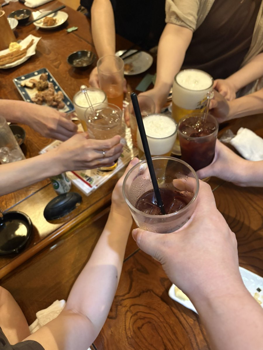 anchoprin's tweet photo. 毎年恒例の集まり🍻あっという間に一年経つから怖い😱www
いつも送ってくれる友達の車のナンバーよく見たら11-17でビックリした🫢 https://t.co/3ftysz56vx