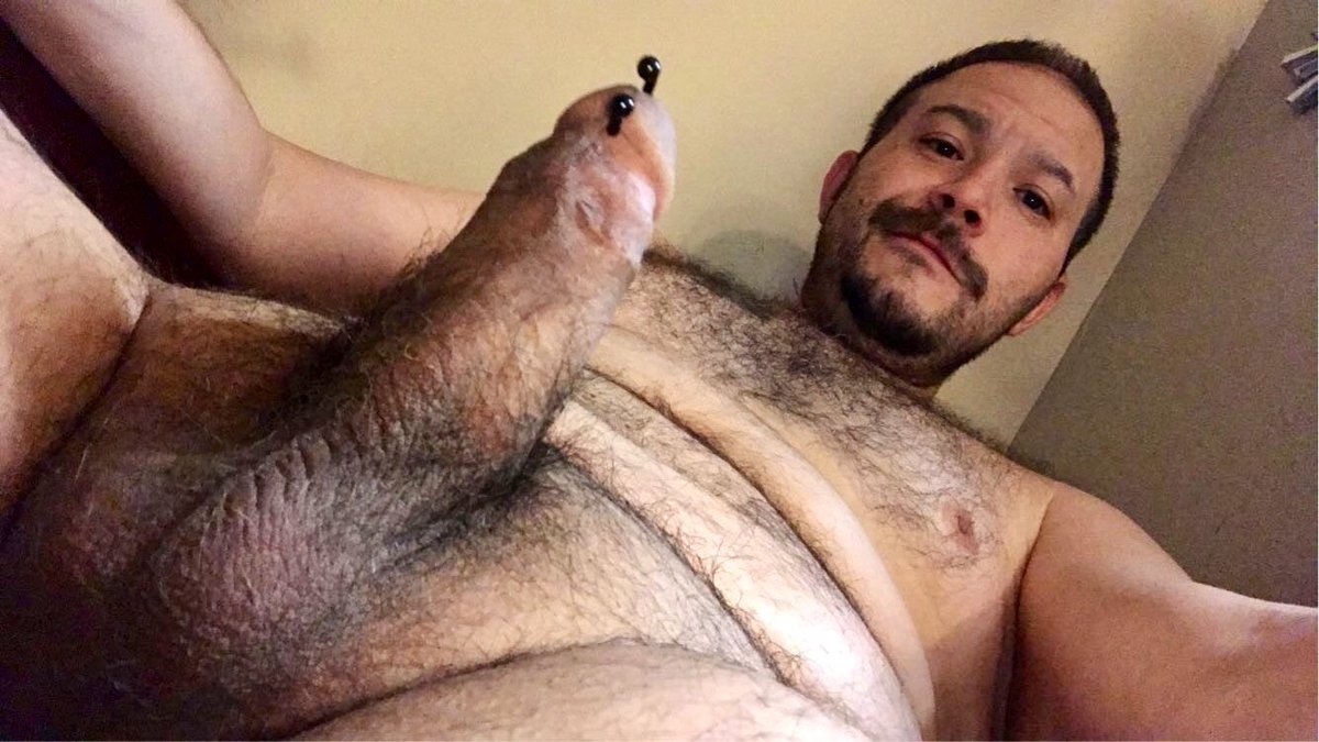 HxxxRob's tweet photo. Fat cock Friday. Cum sit on it #fcf #thickcock #gaypup #gaybear https://t.co/N7VIEElDG6