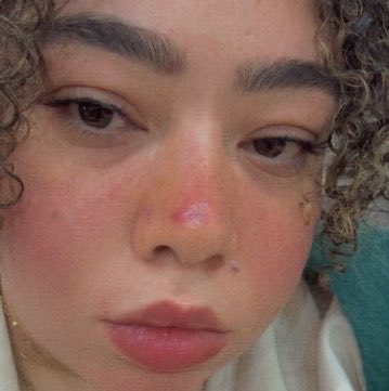 slimescolar's tweet photo. الوش اللي بيشتمك وبيقولك حاول تشتغل على شخصيتك علشان الرجالة لا تملك مقدار من الجمال ولا جاذبية ولاتملك الا شخصيتها https://t.co/mEWAPbSVsq