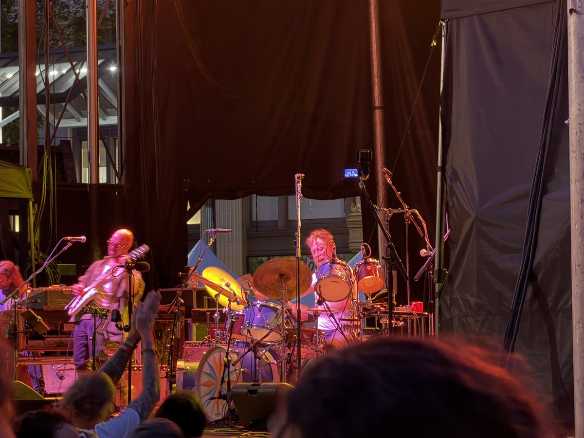 lilspace_disco's tweet photo. JRAD ripped last night! https://t.co/yC0KcwQAnf