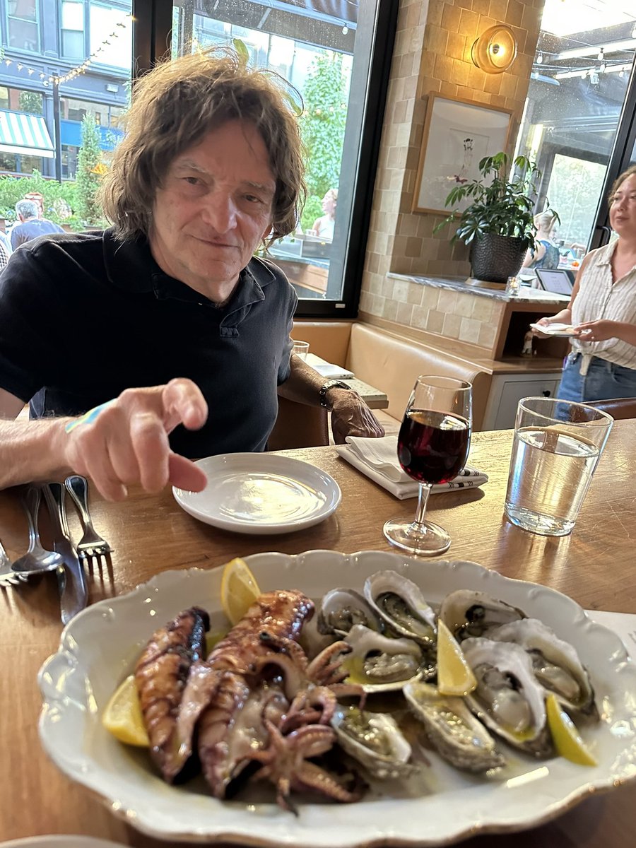 KinKsDanTheFan's tweet photo. Another late birthday dinner last night at one of my favorite restaurants
#oberlin #providence #RhodeIsland @oberlin_pvd https://t.co/4hylw0syMC