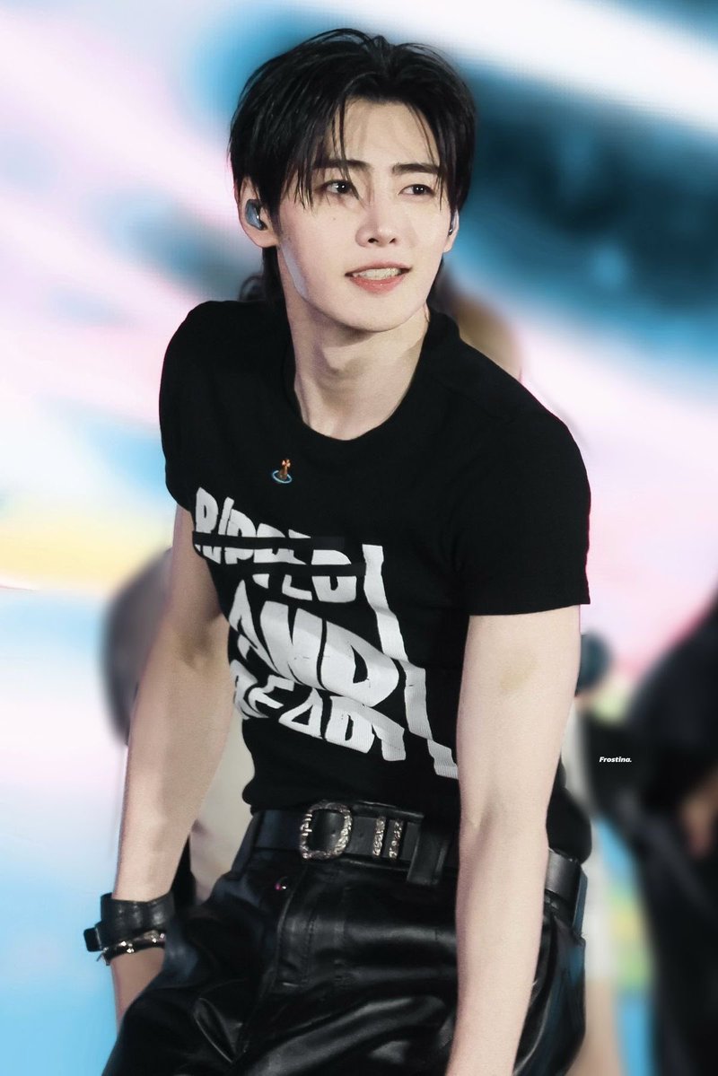 heybaekgu tweet picture