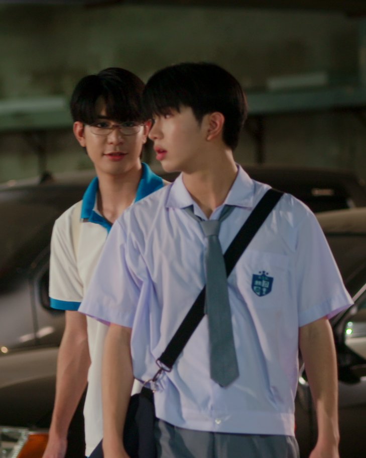 TrueVisions's tweet photo. พี่จะไม่เดินไปส่งผมหรอคับ จะไม่ไปจริงๆหรอคับ พี่นิรันดร์ใจแข็งได้ยังไงก่อน เด็กทำหน้าอ้อนขนาดนี้

W101 SERIES EP1

#WEIRDO101SeriesEP1
#seakeen #sea_ta_lay #keenkeno #ซีคีน https://t.co/O3CffBxD34