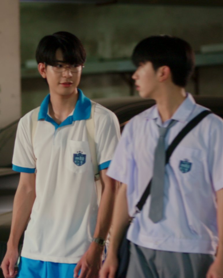 TrueVisions's tweet photo. พี่จะไม่เดินไปส่งผมหรอคับ จะไม่ไปจริงๆหรอคับ พี่นิรันดร์ใจแข็งได้ยังไงก่อน เด็กทำหน้าอ้อนขนาดนี้

W101 SERIES EP1

#WEIRDO101SeriesEP1
#seakeen #sea_ta_lay #keenkeno #ซีคีน https://t.co/O3CffBxD34