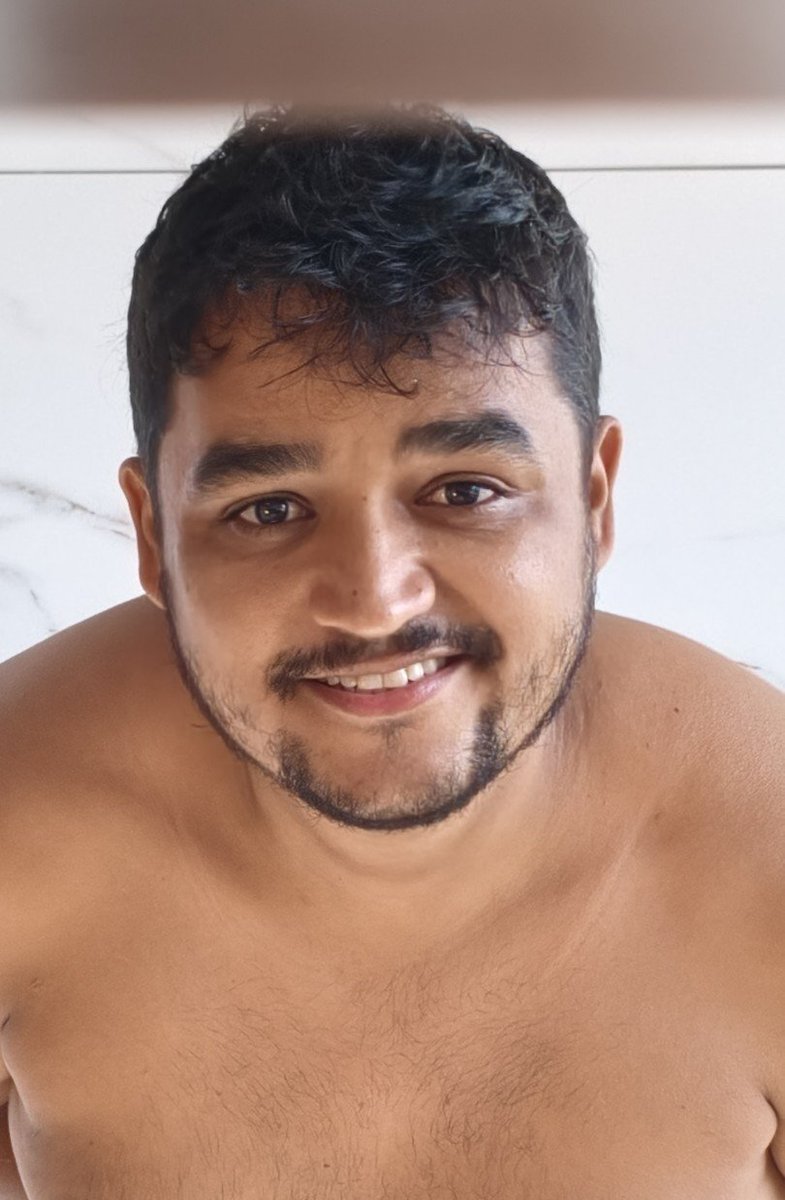 Samuelcosta1994's tweet photo. Sextou BB.
Ótimo final de semana para todos. https://t.co/h4Vu47YLZB