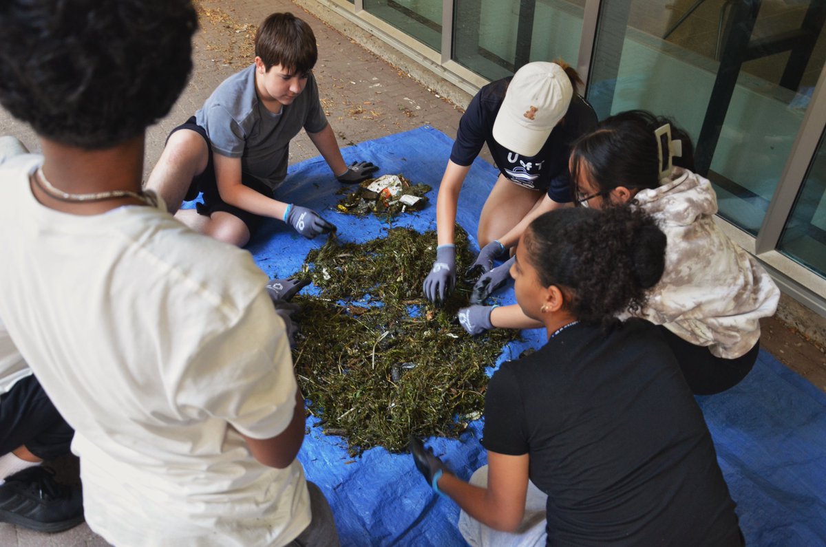 UofTTrashTeam's tweet photo. 🦝 We loved welcoming students from the @FutureUofT Enrichment Academy to learn about #PlasticPollution. After a lab tour, students joined our #FightingFloatablesTO team and sorted litter collected by WasteShark! Top items included plastic bottle caps, food wrappers and foam! https://t.co/uEWK3rVJHm