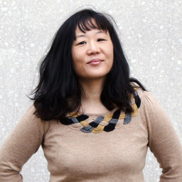 PersonalRecords's tweet photo. For #WomenInTranslationMonth I’d love to announce a forthcoming translation! This spring, Meekling Press will put out my translation of Flowers For Breakfast by Synne Sun Løes!
A novel of chapter-length sentences about 17 yr old Mia and her grappling with her fiery mind #WITM https://t.co/Q2Qpuu6HGA