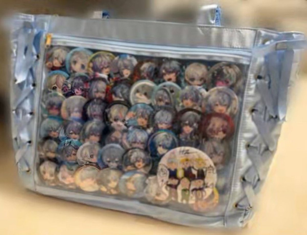 Kosamekungasuki's tweet photo. 再現したいとは思っているが…
10万缶バをどうしようか😭 https://t.co/ozaKIclCZy
