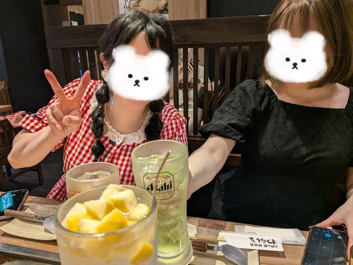 myakorin's tweet photo. 京都に行ってきたみゃこぴだよ🤗💕
モトイさんとmillinery minoさんのPlump ribbon canotierオソロの日でした👒✨
服はBeletteさんのクリームソーダドレス❣️
全身写真を撮り損ねた😢
👗@belette_haruna
👒@millinery_mino
👂@okappalover
💼@zatchelsjp
👩❤️👩@moco_nta
#belette_code
#m_mino https://t.co/eGIRr7ZvTU