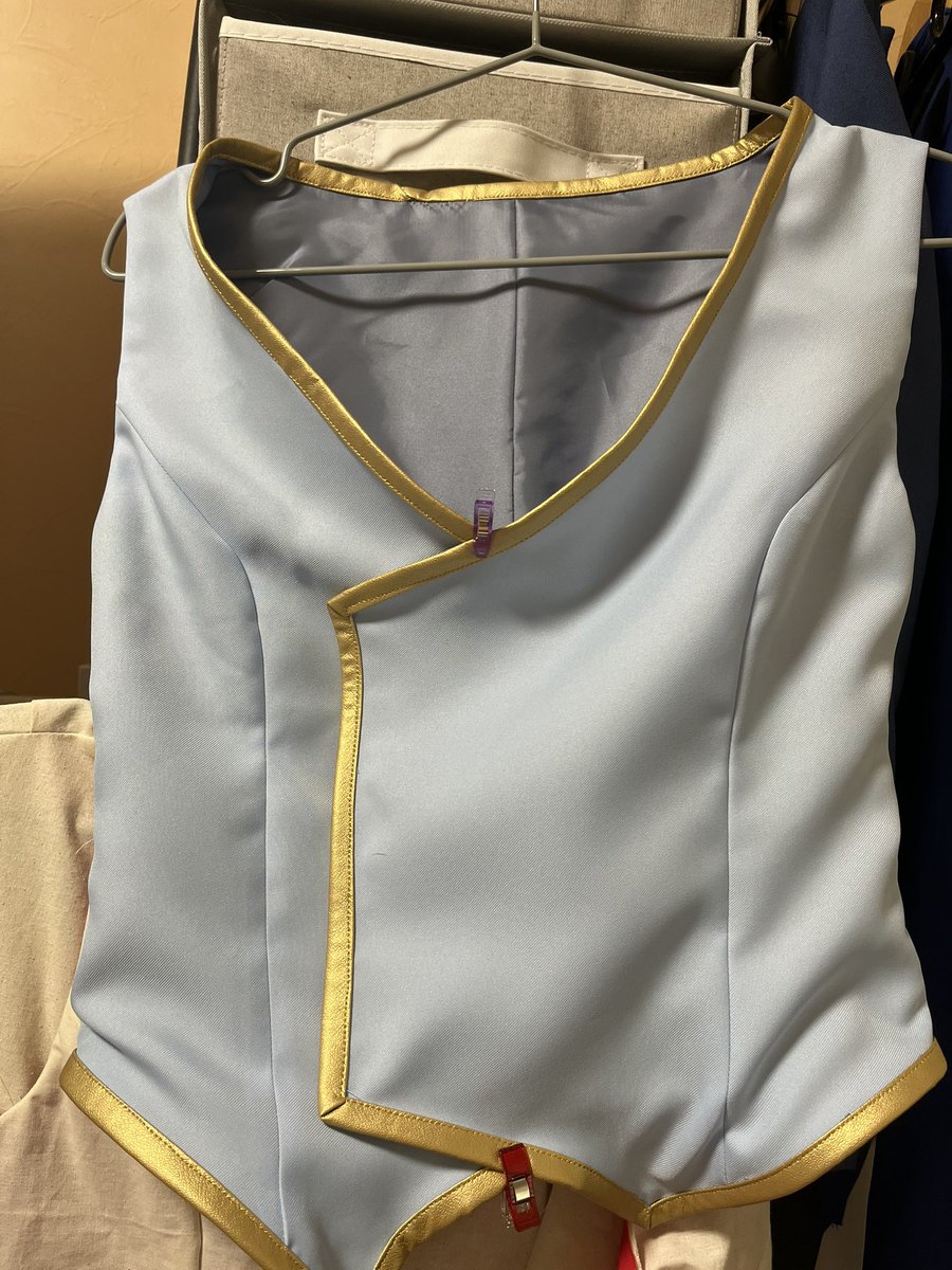 kon_cha27's tweet photo. 今年は結構丁寧に作った。失敗できないというプレッシャーからボタンホール作るのが1番緊張する。 https://t.co/kXREUIMRvO