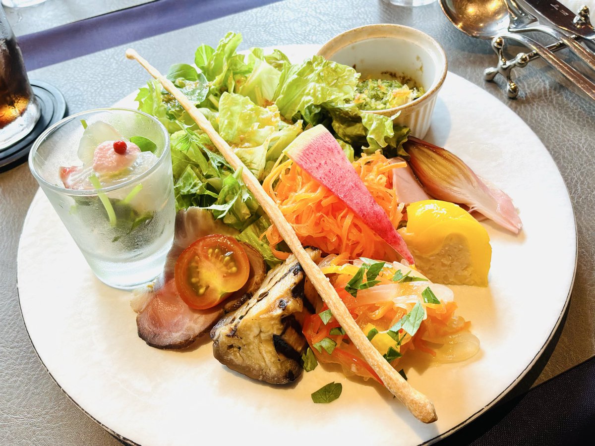 cosmotech_no2's tweet photo. 美味しかった😋のだった https://t.co/NmDhISVwQF https://t.co/H9arEcveFK