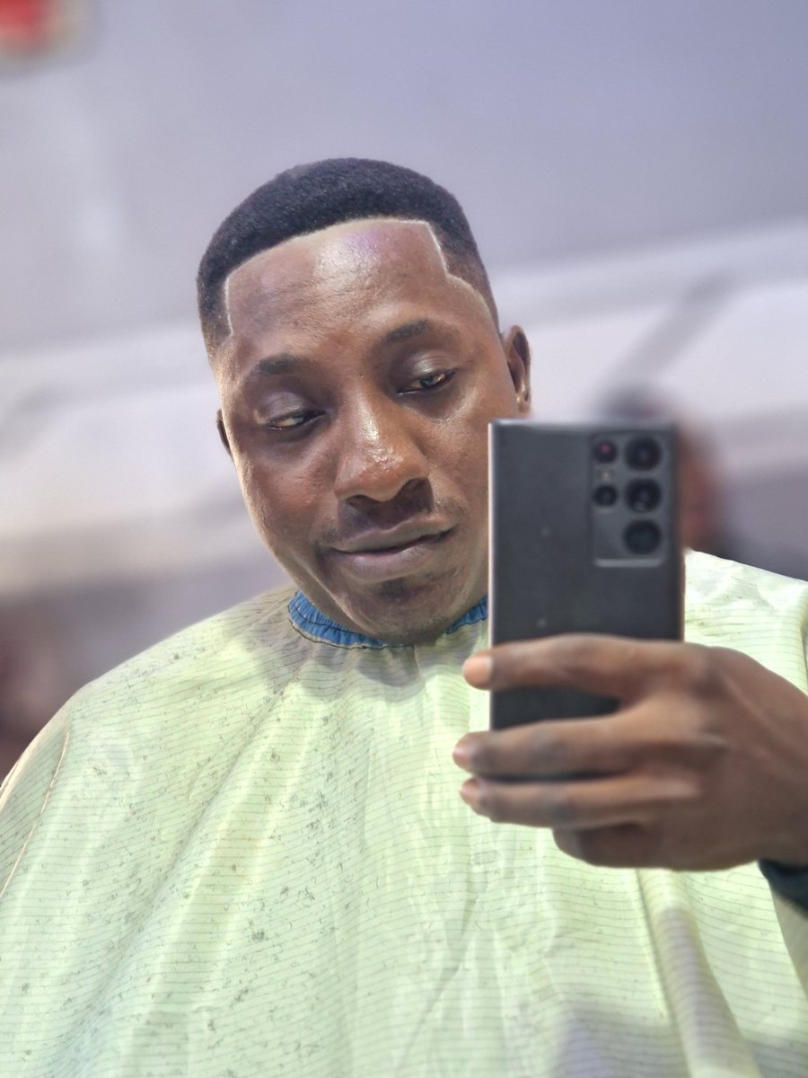 OBIJACK56's tweet photo. “Work starts on Monday. Life begins on Friday” https://t.co/EoXGO1pJ4x