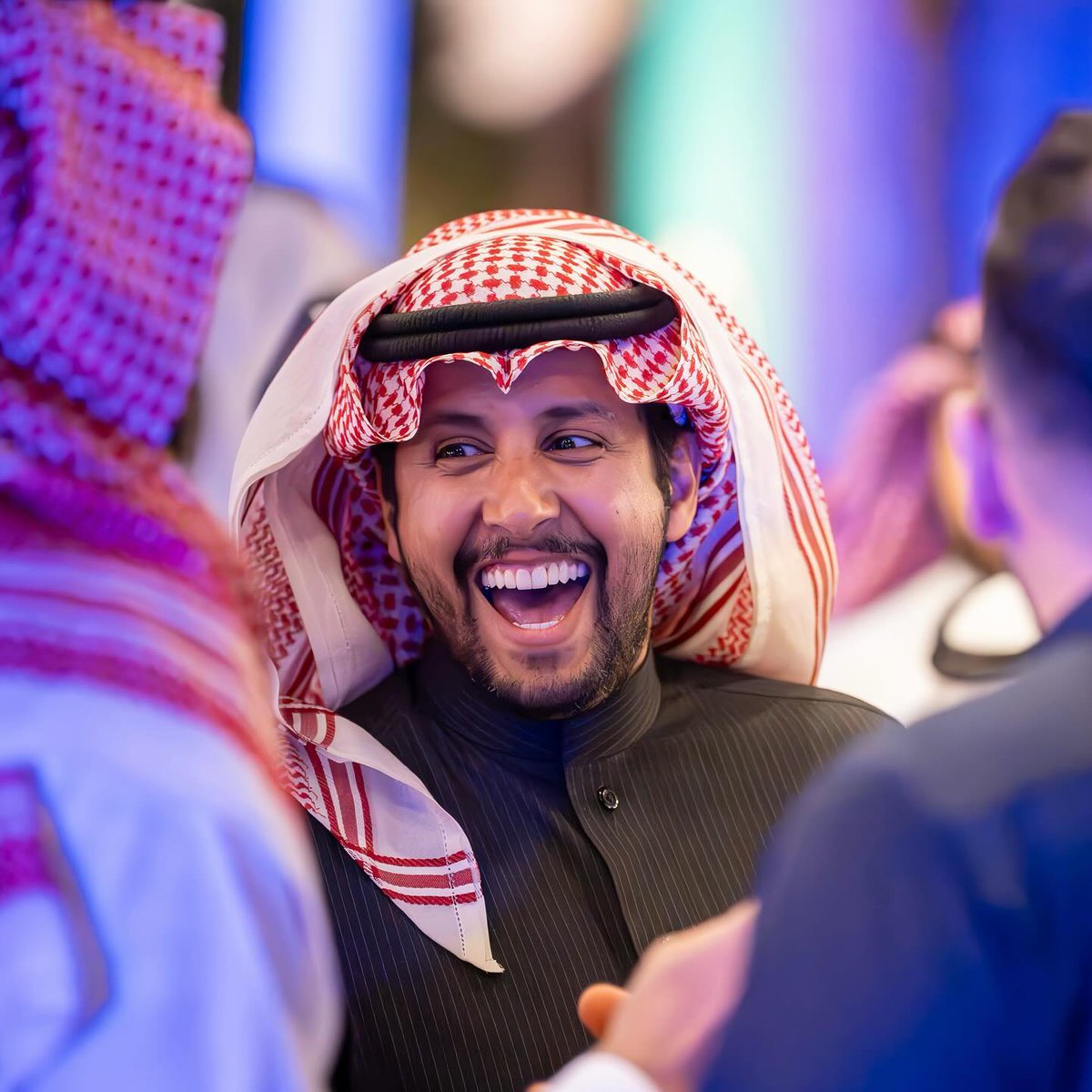 Ellen_Nelly's tweet photo. أيفنت لافيرن بعدستي https://t.co/GXvPtqI950