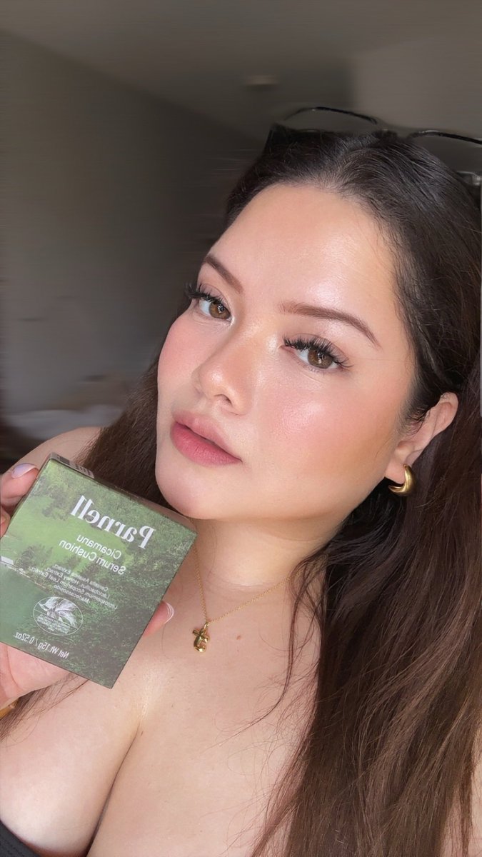 hernameistrina's tweet photo. My favourite skincare cushion for glow skin is on sale ✨ https://t.co/IfrQw0Qi7G https://t.co/QlzpYvbQia