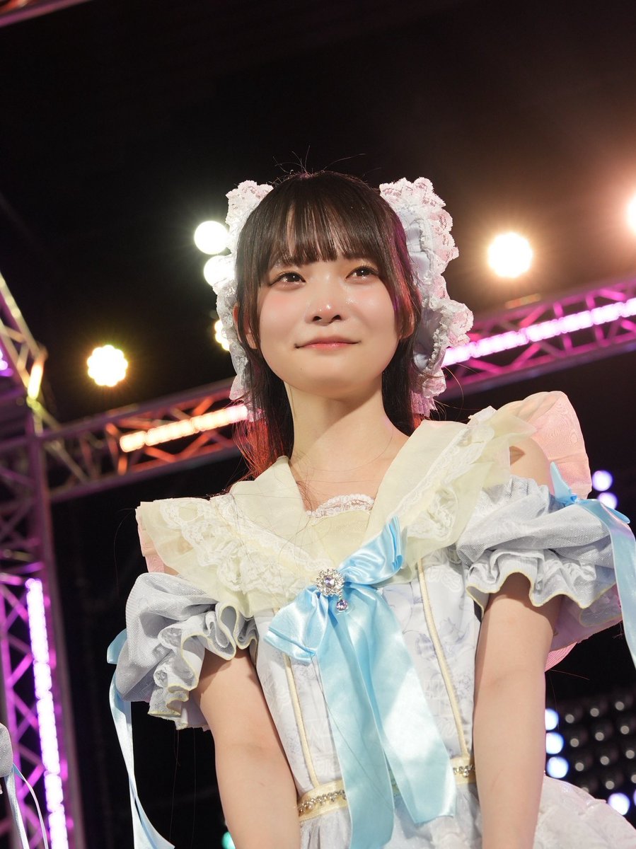yuna_ms0918's tweet photo. 高梨ゆな、活動一周年を迎えました𓂃⟡.·

全てに自信を持てなかった一人の人間が、今では自分の存在を肯定してくださる方々に囲まれています。
ポジティブな言葉が少なかった日記も、今では「しあわせ」の4文字でいっぱいです。

この一年間でたくさんの経験をさせていただけて、たくさんの素敵な方々と出会えて、高梨は世界一の幸せ者です。

本当に本当に、だいすきなみんなのおかげです⟡.·
たくさんの人を応援するはずが、いつの間にかみんなに勇気をもらっています
高��のことを好きでいてくれて、伝えてくれてありがとうございます。みんなのこと、本当に本当にたいせつで、とってもとってもだいすきです！

��ち止まってしまった時も、全力疾走の時も、いつもみんなの隣にいる存在でありたいです︎️️💫

この先10年後も100年後もずっとずっと、みなさまのこと応援させてください！